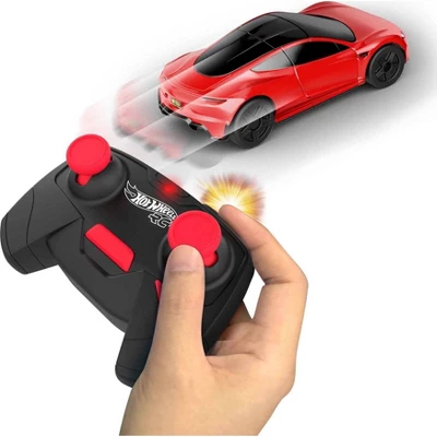 Hot Wheels 1:64 Scale Remote Control Tesla Roadster Vehicle 3 Hot Wheels 1:64 Scale Remote Control Tesla Roadster Vehicle