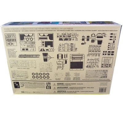 Skill 3 Model Kit Peterbilt Wrecker Tow Truck 1/25 Scale Model By AMT 4 Skill 3 Model Kit Peterbilt Wrecker Tow Truck 1/25 Scale Model By AMT - Image 2