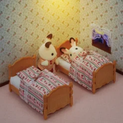 Calico Critters Bed & Comforter Set, Dollhouse Furniture And Accessories 9 Calico Critters Bed & Comforter Set, Dollhouse Furniture And Accessories -Learning Toys Sales GUEST 2750ee6b 12da 4eb8 a475 3a537a77c5c3