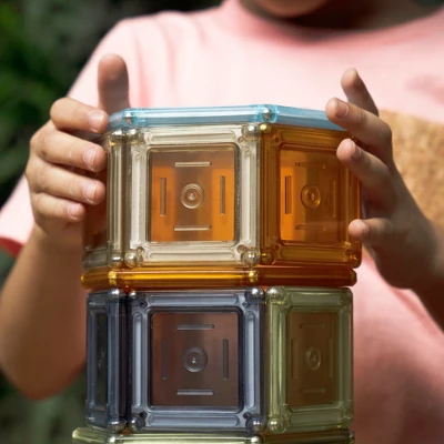 Guidecraft PowerClix Solids Natural, 70 Pieces 6 Guidecraft PowerClix Solids Natural, 70 Pieces - Image 4