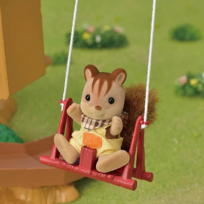 Calico Critters Lakeside Lodge Gift Set, Dollhouse Playset With Collectible Figure, Furniture And Accessories 7 Calico Critters Lakeside Lodge Gift Set, Dollhouse Playset With Collectible Figure, Furniture And Accessories - Image 5