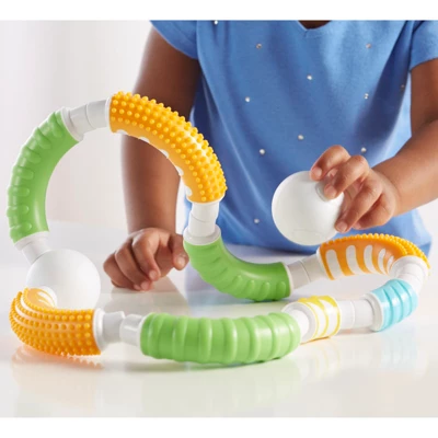 Guidecraft Grippies Curves, 20-Piece Set 5 Guidecraft Grippies Curves, 20-Piece Set - Image 3