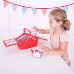 Bigjigs Toys Tin Tea Set And Basket Role Play Toy -Learning Toys Sales GUEST 73313ace c5f6 4c61 9a90 b11868912512