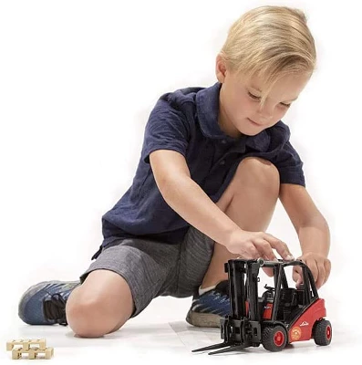 Bruder Linde H30D Fork Lift With Pallet 6 Bruder Linde H30D Fork Lift With Pallet - Image 4