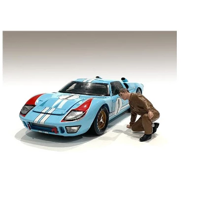 "Race Day 1" Figurine IV For 1/24 Scale Models By American Diorama 4 "Race Day 1" Figurine IV For 1/24 Scale Models By American Diorama - Image 2