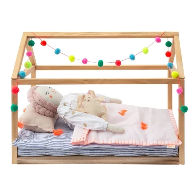 Meri-Meri Meri Meri Wooden Bed Dolly Accessory (Pack Of 1) 3 Meri-Meri Meri Meri Wooden Bed Dolly Accessory (Pack Of 1)