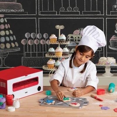 FAO Schwarz Make-Believe Bakery Oven Cookie Decorating Clay Play Set 3 FAO Schwarz Make-Believe Bakery Oven Cookie Decorating Clay Play Set